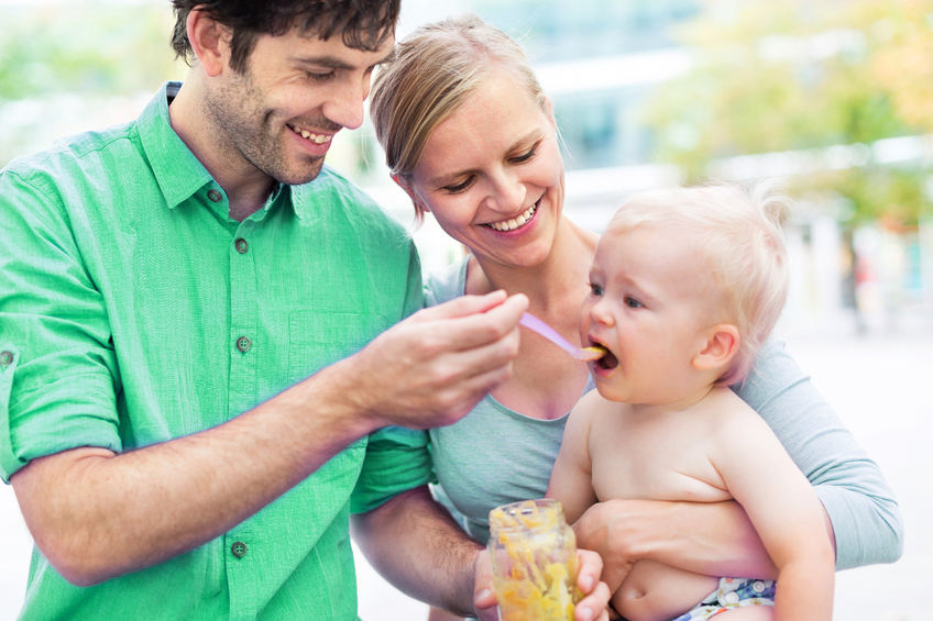 5 Cara Mudah Membiasakan Memberi Makanan Sehat untuk Anak 5 Ways to Simply Manage Eating Problems in Children